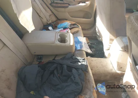 2003 Honda Accord 2.4 Ex z USA, uszkodzony, nr VIN 1HGCM56663A061993